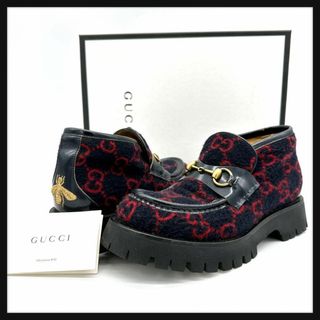 グッチ(Gucci)の【箱 カード付き】グッチ☆GG柄ホースビット厚底ローファー　ビー刺繍　入手困難(ローファー/革靴)