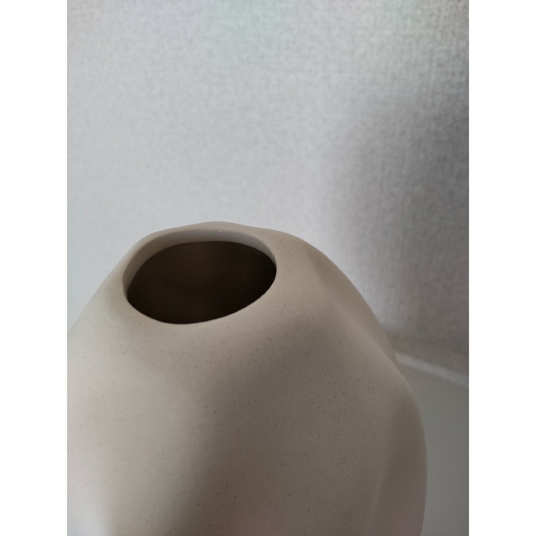 セラミック フラワーベースセット（H&M/ZARA HOME/クーイーデザイン インテリア/住まい/日用品のインテリア小物(花瓶)の商品写真