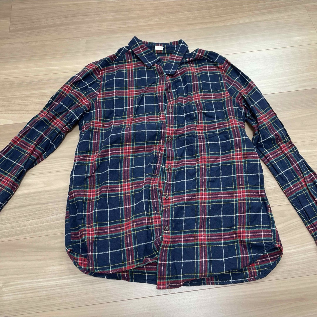 GU(ジーユー)のGU  チェックシャツ　Mサイズ レディースのトップス(シャツ/ブラウス(長袖/七分))の商品写真