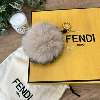 フェンディ(FENDI)のFENDI　フェンディ　ポンポンファーチャーム　バッグチャーム　キーホルダー(キーホルダー)