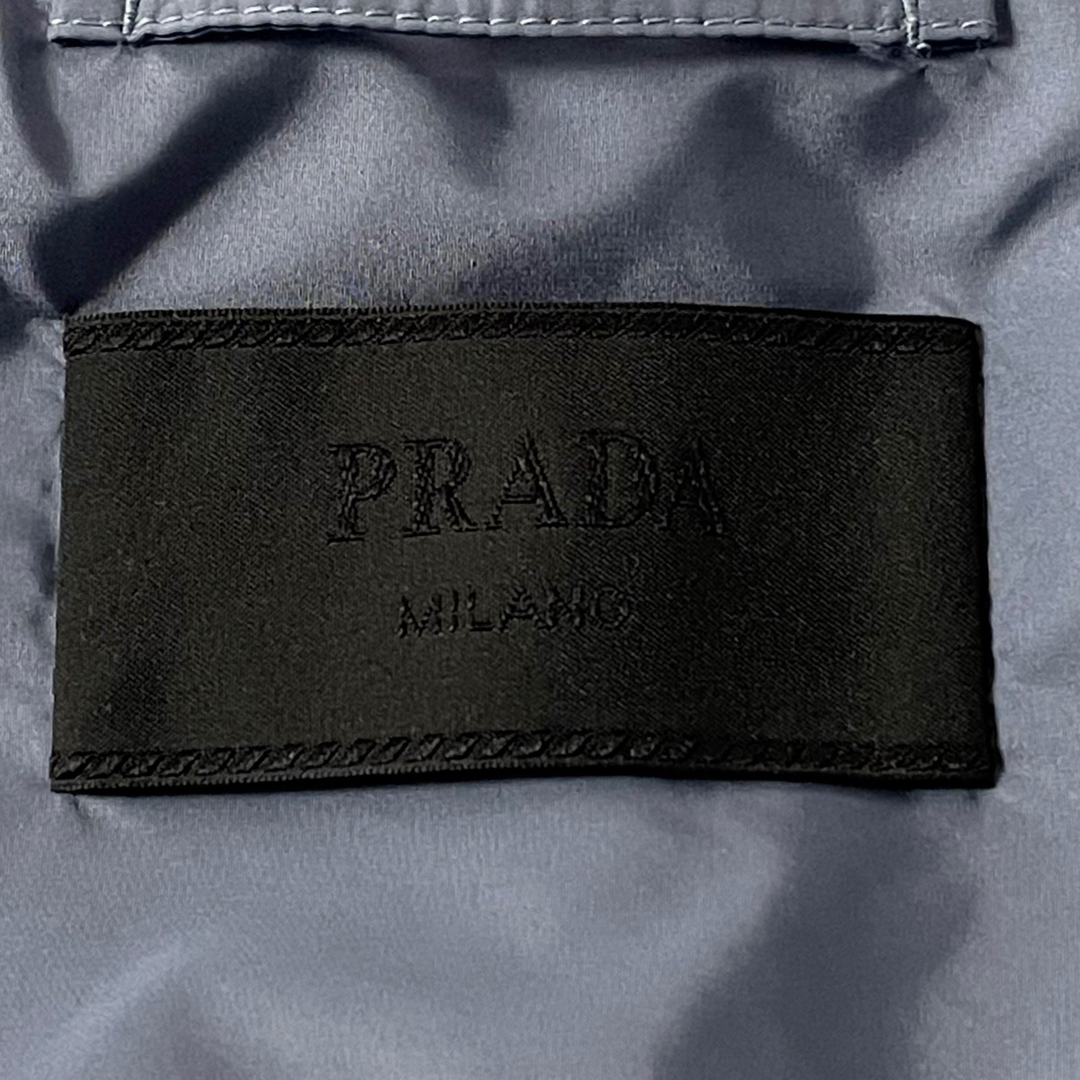 PRADA(プラダ)の3mama様専用PRADA プラダ ブルゾン ナイロンジャケット レディース レディースのジャケット/アウター(ナイロンジャケット)の商品写真