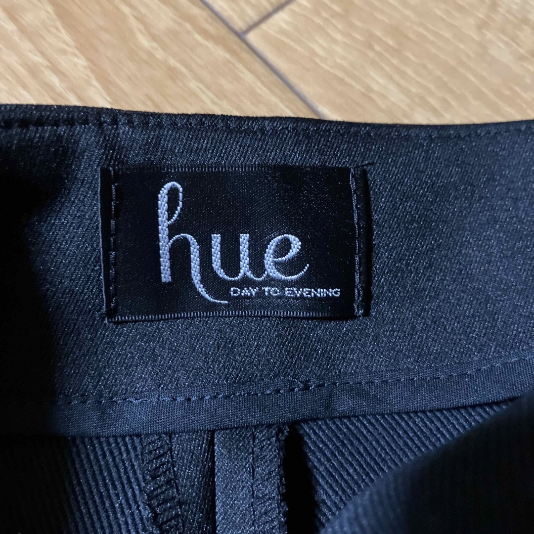 YOKO CHAN(ヨーコチャン)の最終値下  美品✨hue DAY to evening パール ワイドパンツ レディースのパンツ(カジュアルパンツ)の商品写真