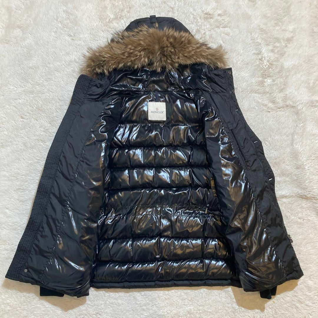 MONCLER(モンクレール)の【極美品】モンクレール CHARENTE N-3B ダウンジャケット ファー 3 メンズのジャケット/アウター(ダウンジャケット)の商品写真