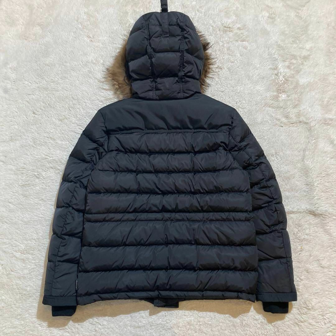 MONCLER(モンクレール)の【極美品】モンクレール CHARENTE N-3B ダウンジャケット ファー 3 メンズのジャケット/アウター(ダウンジャケット)の商品写真