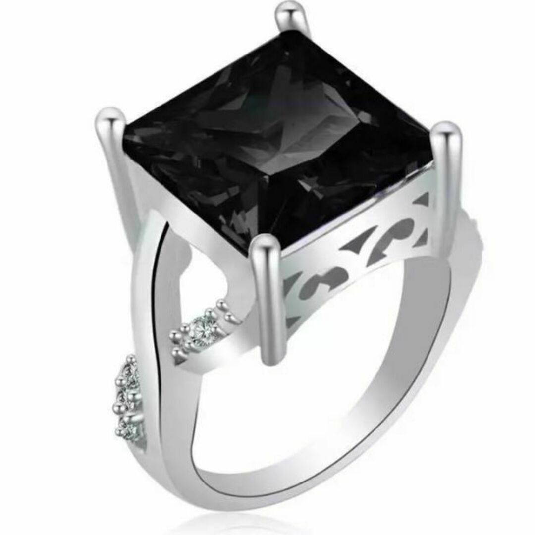 ブラックストーンリング　指輪　レディース　キュービックジルコニア　黒　大粒　新品 レディースのアクセサリー(リング(指輪))の商品写真