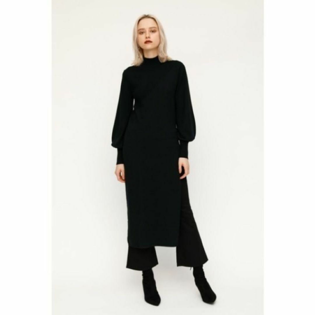 SLY(スライ)のSLY ASYMMETRY H/N LONG ハイネックニットトップス スリット レディースのワンピース(ロングワンピース/マキシワンピース)の商品写真