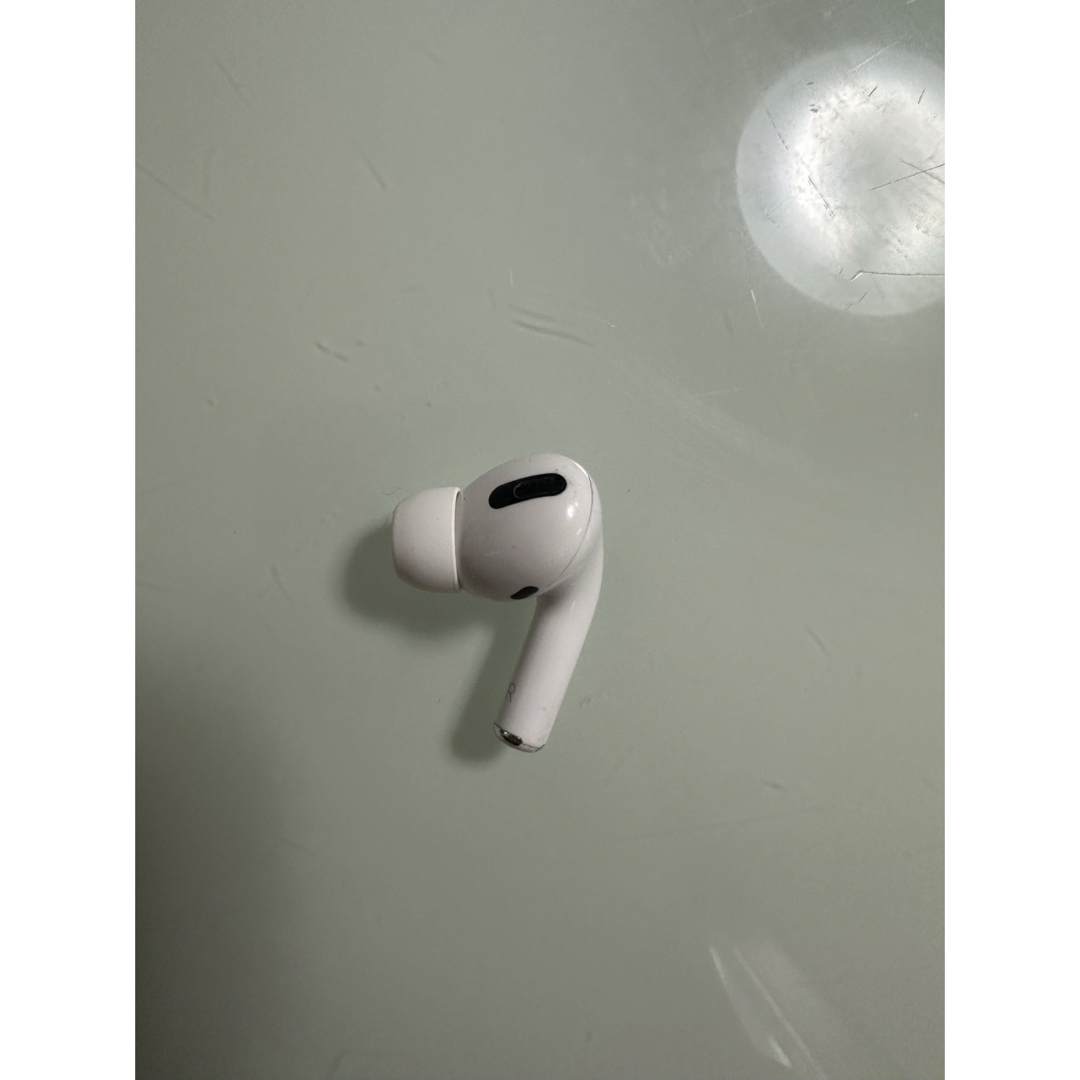 AirPods Pro スマホ/家電/カメラのオーディオ機器(ヘッドフォン/イヤフォン)の商品写真