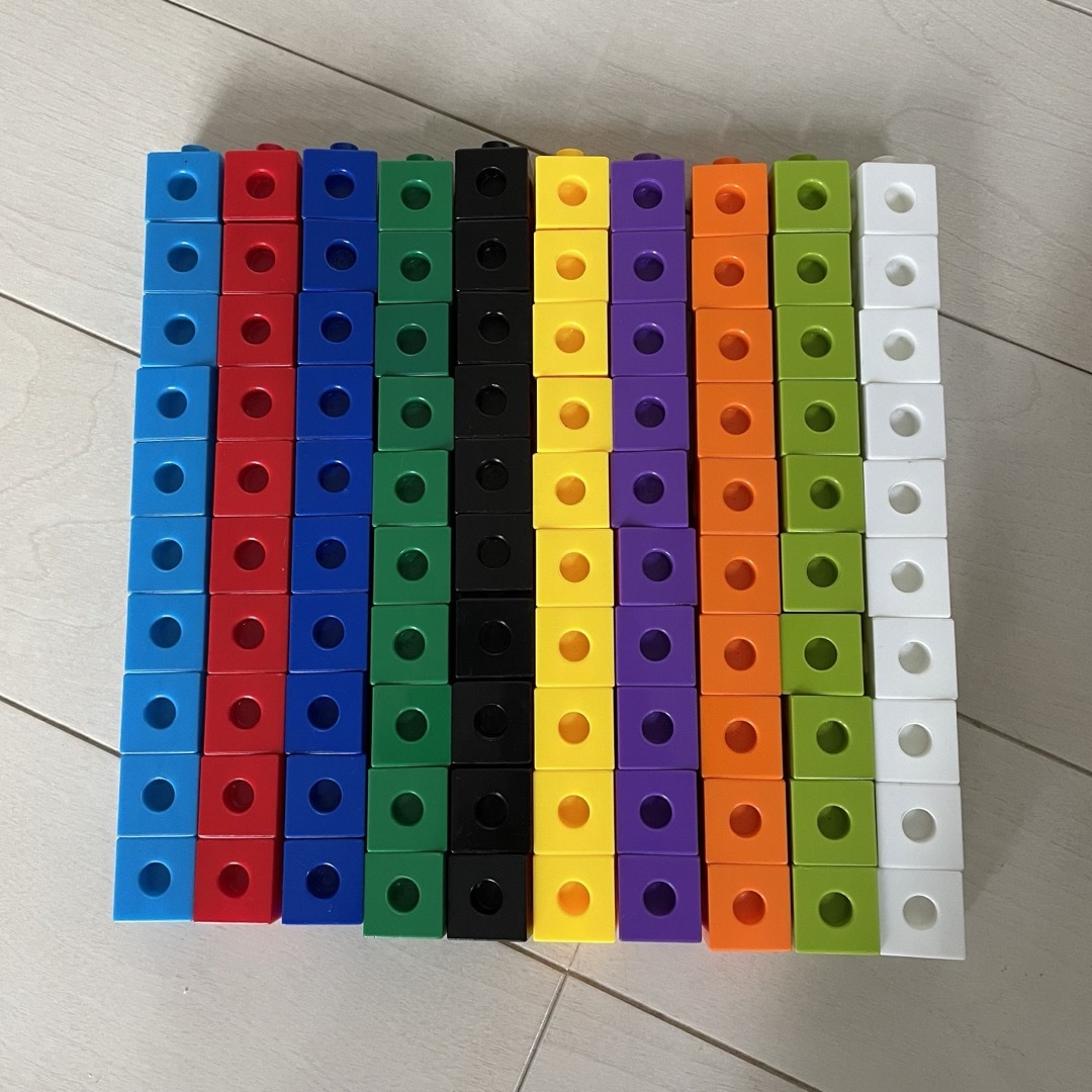 算数ブロック(10色100個) キッズ/ベビー/マタニティのおもちゃ(知育玩具)の商品写真