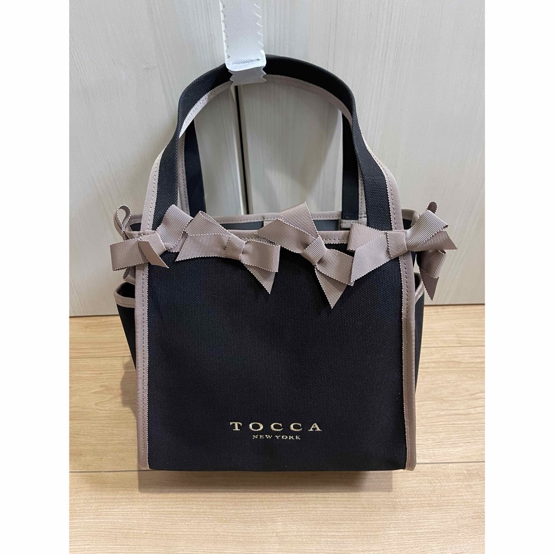 TOCCA(トッカ)のtocca トッカ　OCTUPLE RIBBON TOTE M トートバッグ M レディースのバッグ(トートバッグ)の商品写真