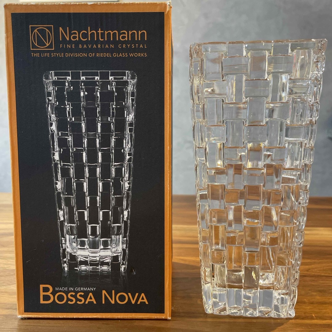 Nachtmann(ナハトマン)のナハトマン ボサノバ フラワーベース 20cm インテリア/住まい/日用品のインテリア小物(花瓶)の商品写真
