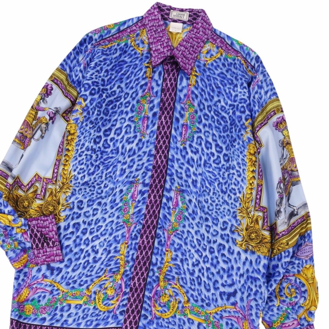 VERSACE(ヴェルサーチ)の美品 ジャンニヴェルサーチ GIANNI VERSACE シャツ レギュラーカラー 比翼仕立て ロングスリーブ 長袖 総柄 シルク トップス メンズ イタリア製 46(S相当) マルチカラー メンズのトップス(シャツ)の商品写真