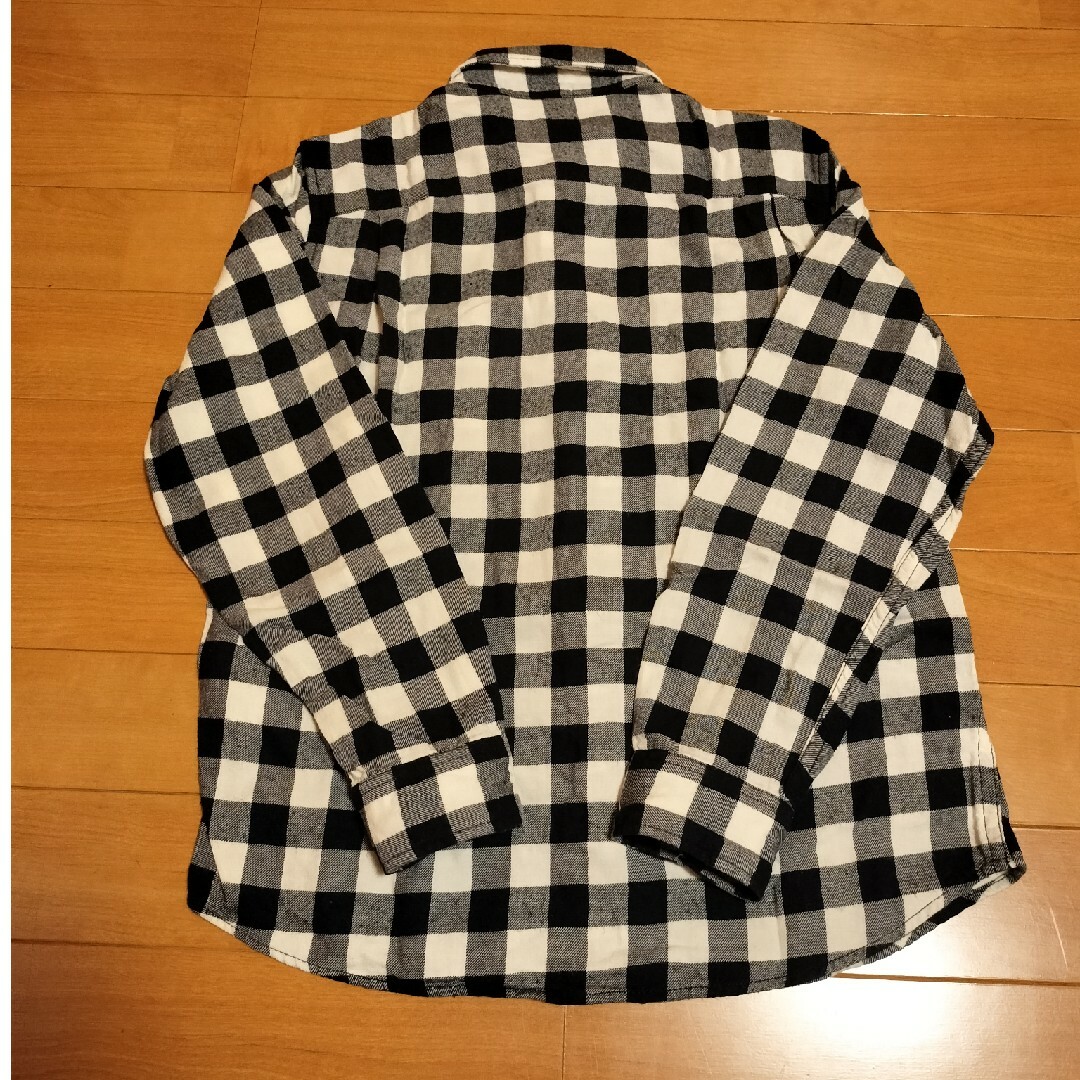 UNIQLO(ユニクロ)のUNIQLOのシャツ キッズ/ベビー/マタニティのキッズ服男の子用(90cm~)(Tシャツ/カットソー)の商品写真