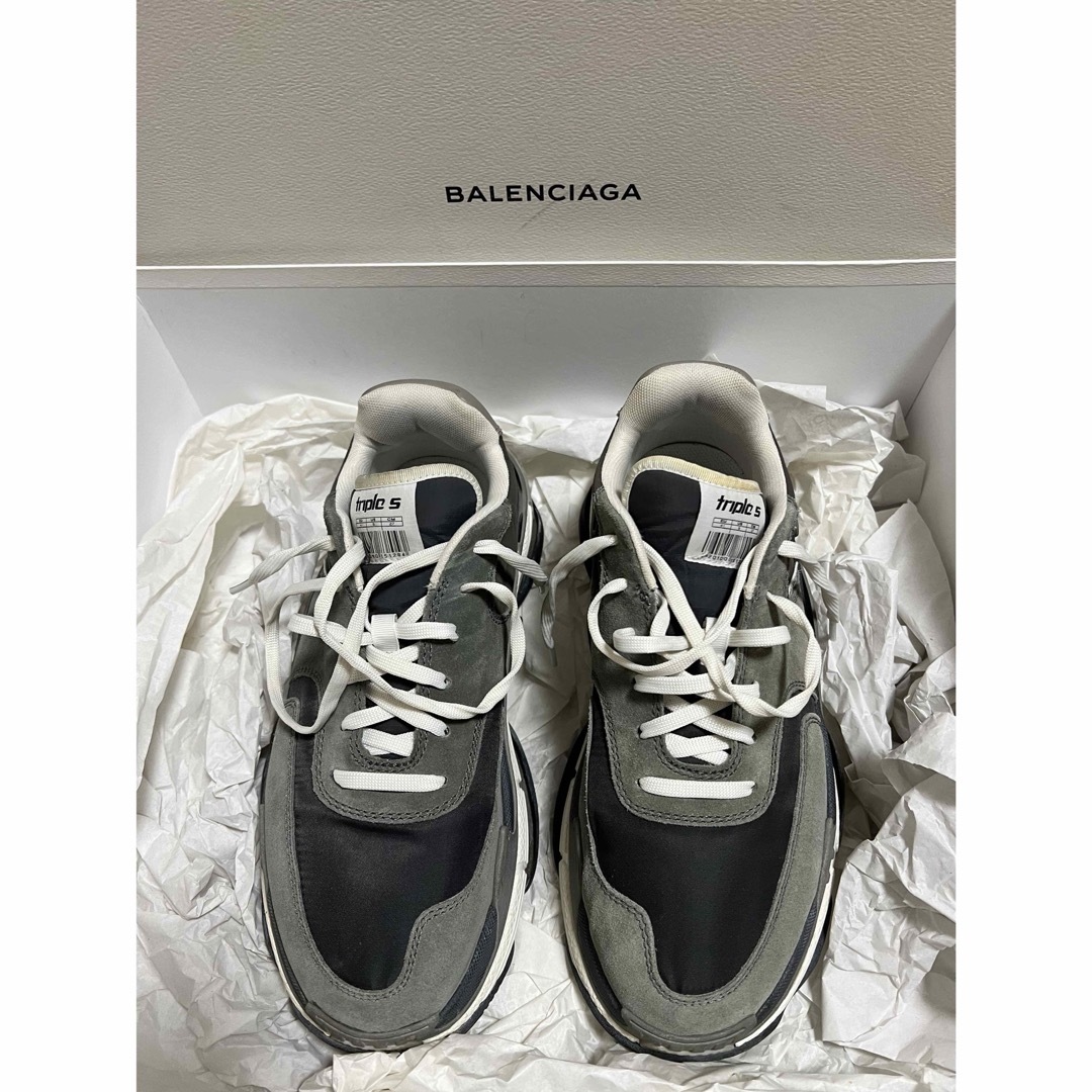 Balenciaga(バレンシアガ)のBALENCIAGA triples グレー メンズの靴/シューズ(スニーカー)の商品写真