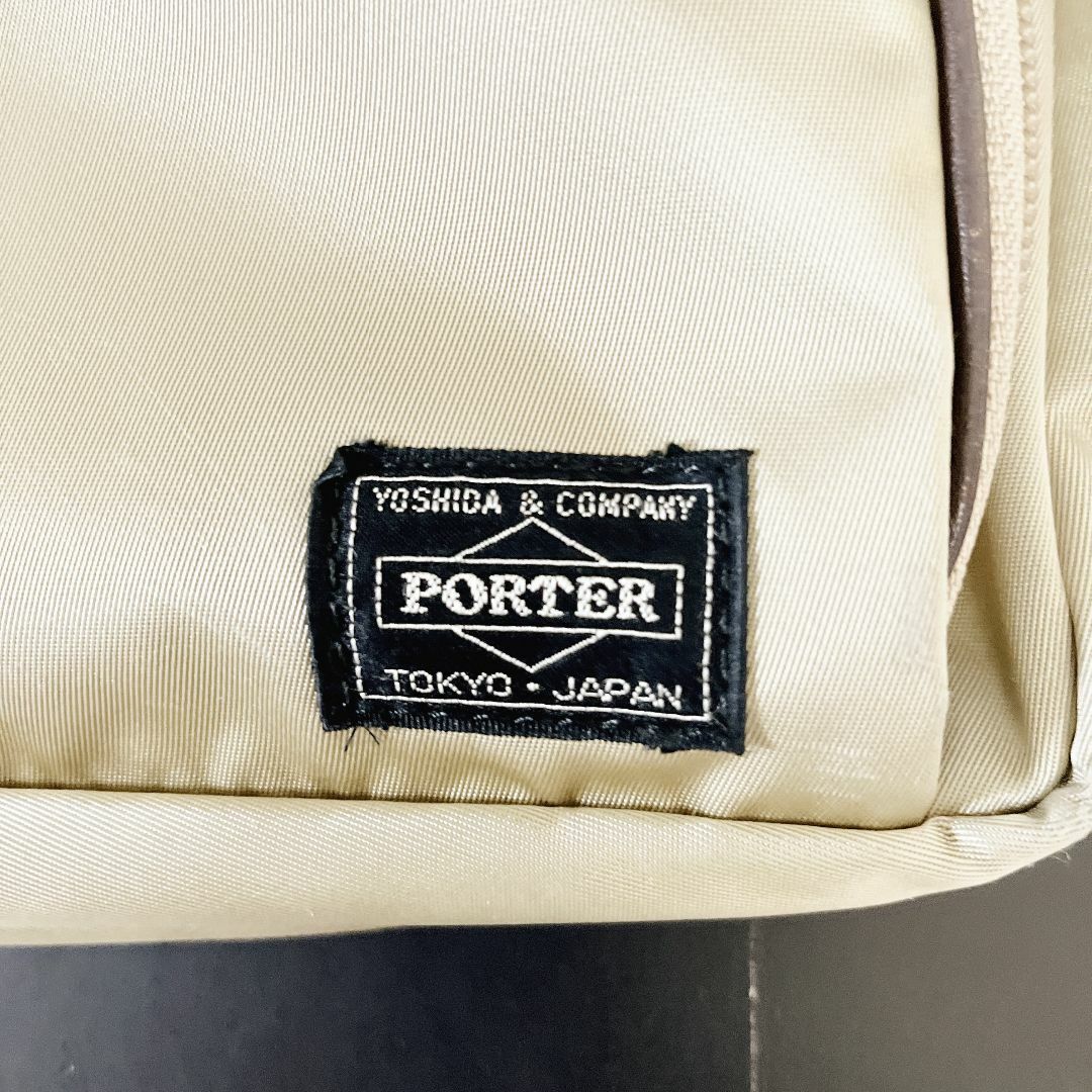 PORTER(ポーター)のPORTER ポーター　ショルダーバッグ　ベージュ レディースのバッグ(ショルダーバッグ)の商品写真