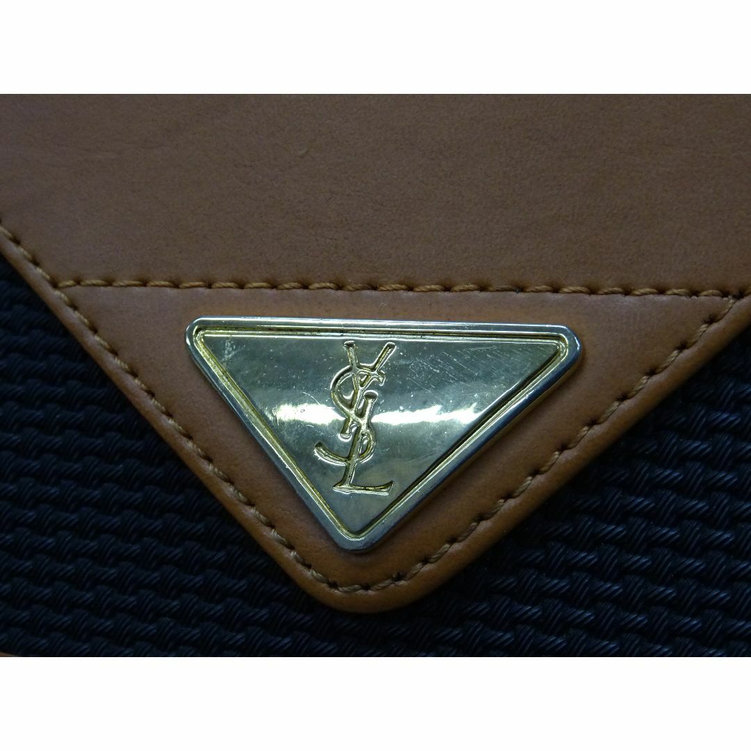 Yves Saint Laurent(イヴサンローラン)のK池023/ YSL イヴサンローラン PVC レザー ショルダーバッグ レディースのバッグ(ショルダーバッグ)の商品写真