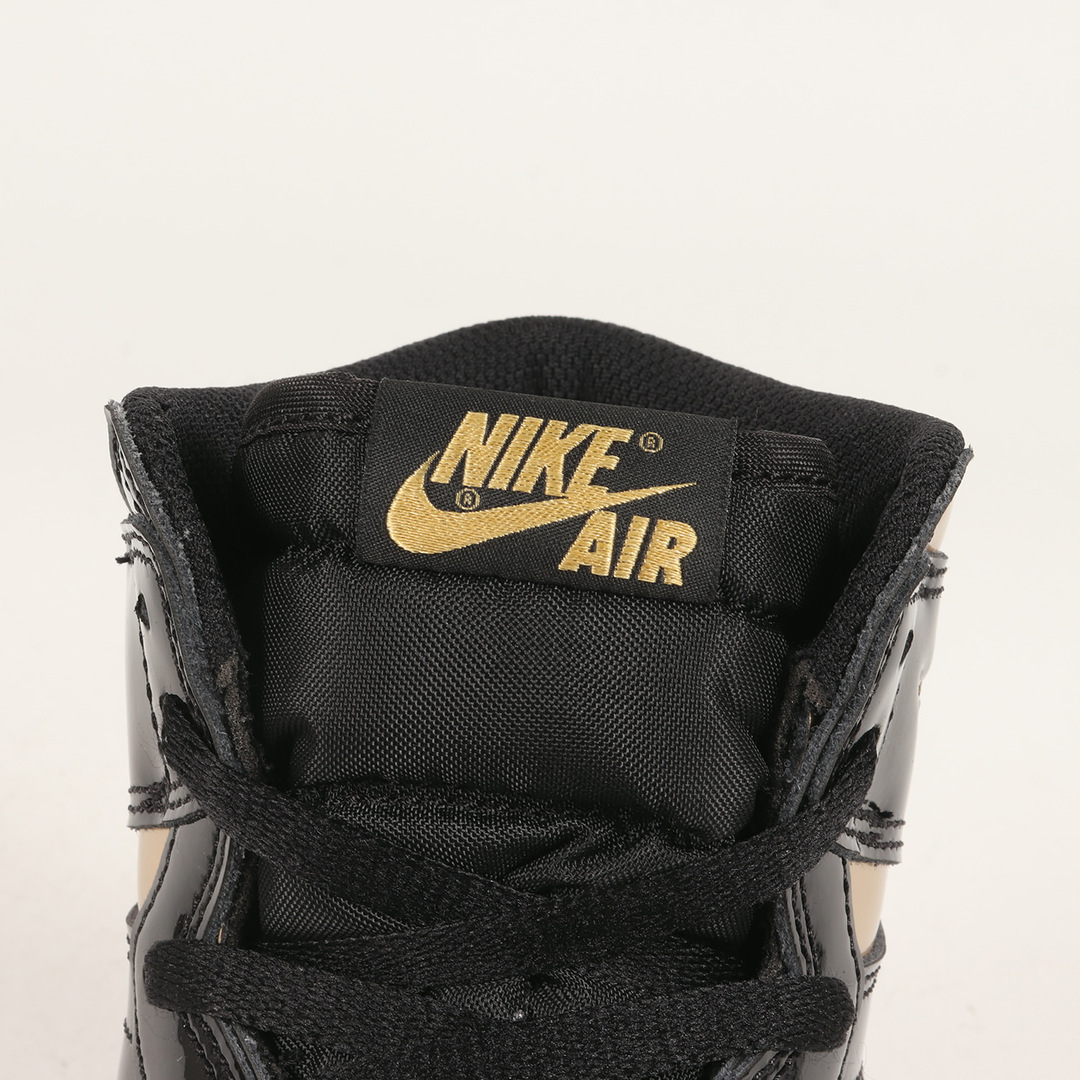 NIKE(ナイキ)の美品 NIKE ナイキ サイズ:28.0cm AIR JORDAN 1 RETRO HIGH OG Black Metallic Gold (555088-032) エアジョーダン1 レトロ ハイ ブラック メタリックゴールド US10 ハイカット スニーカー シューズ 靴【メンズ】【中古】 メンズの靴/シューズ(スニーカー)の商品写真