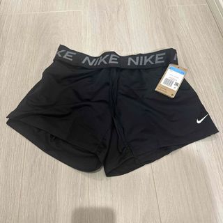 NIKE Ｍサイズ トレーニング ショートパンツ(ショートパンツ)