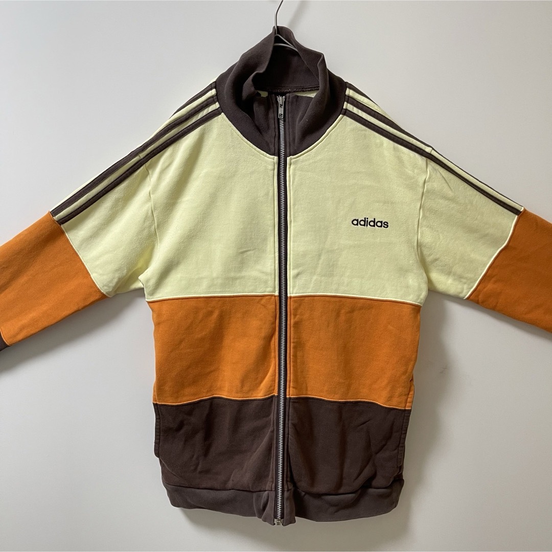 adidas - 90s】アディダス刺繍トラックジャケット古着ジャージ adidas - 90s】アディダス刺繍トラックジャケット古着ジャージ