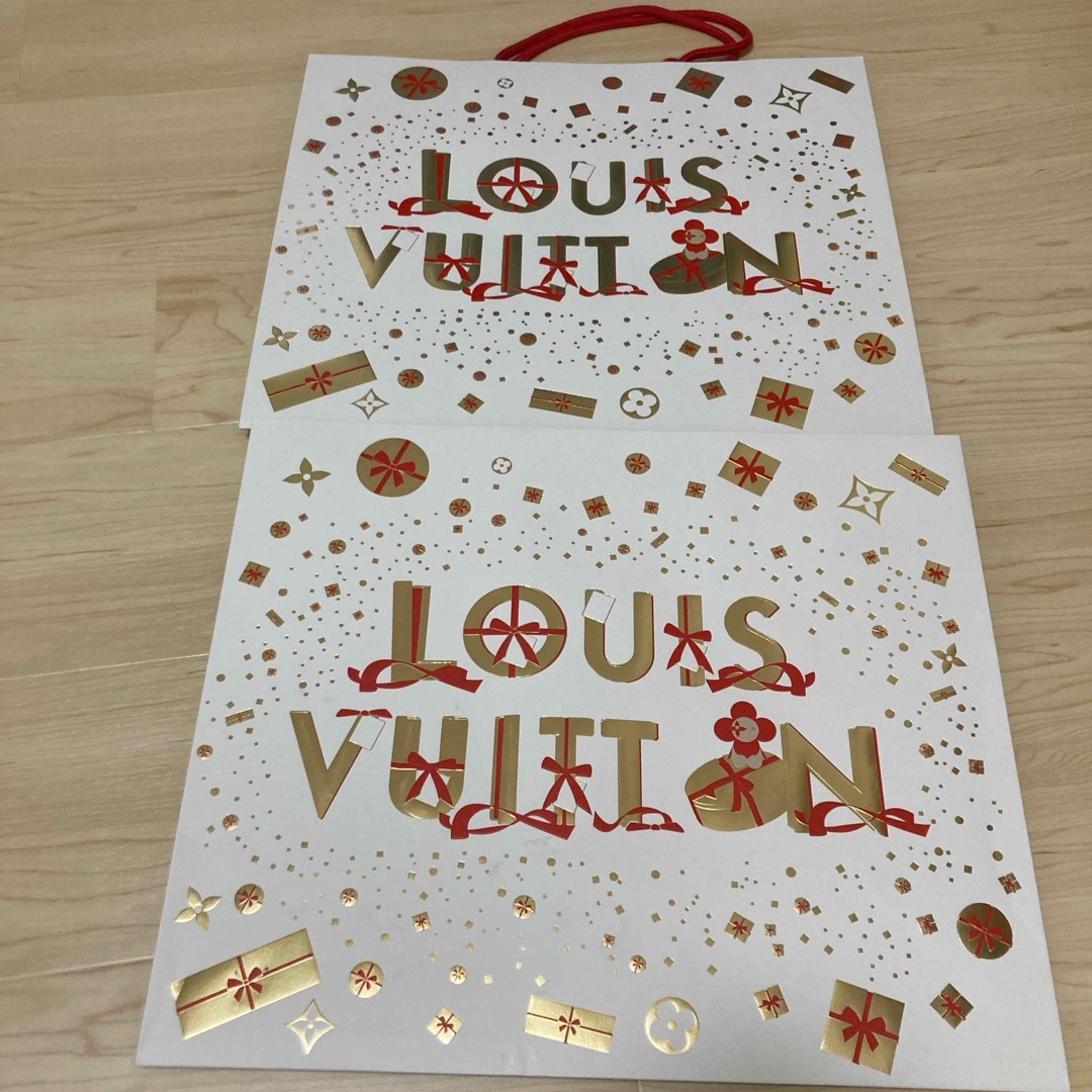 LOUIS VUITTON(ルイヴィトン)のルイヴィトン紙袋2枚 レディースのバッグ(ショップ袋)の商品写真