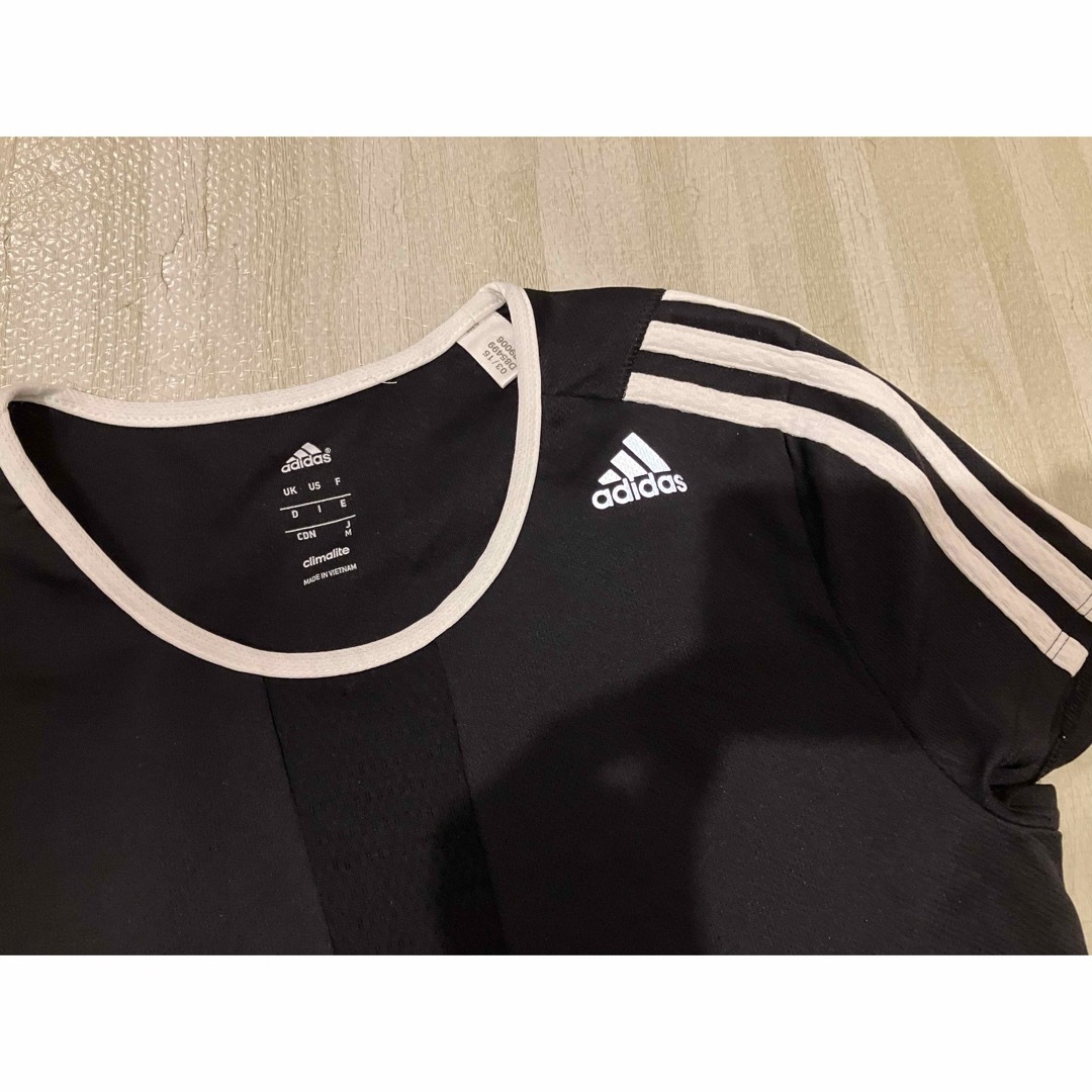 adidas(アディダス)の【美品】adidas アディダス スポーツTシャツ M スポーツ/アウトドアのランニング(ウェア)の商品写真