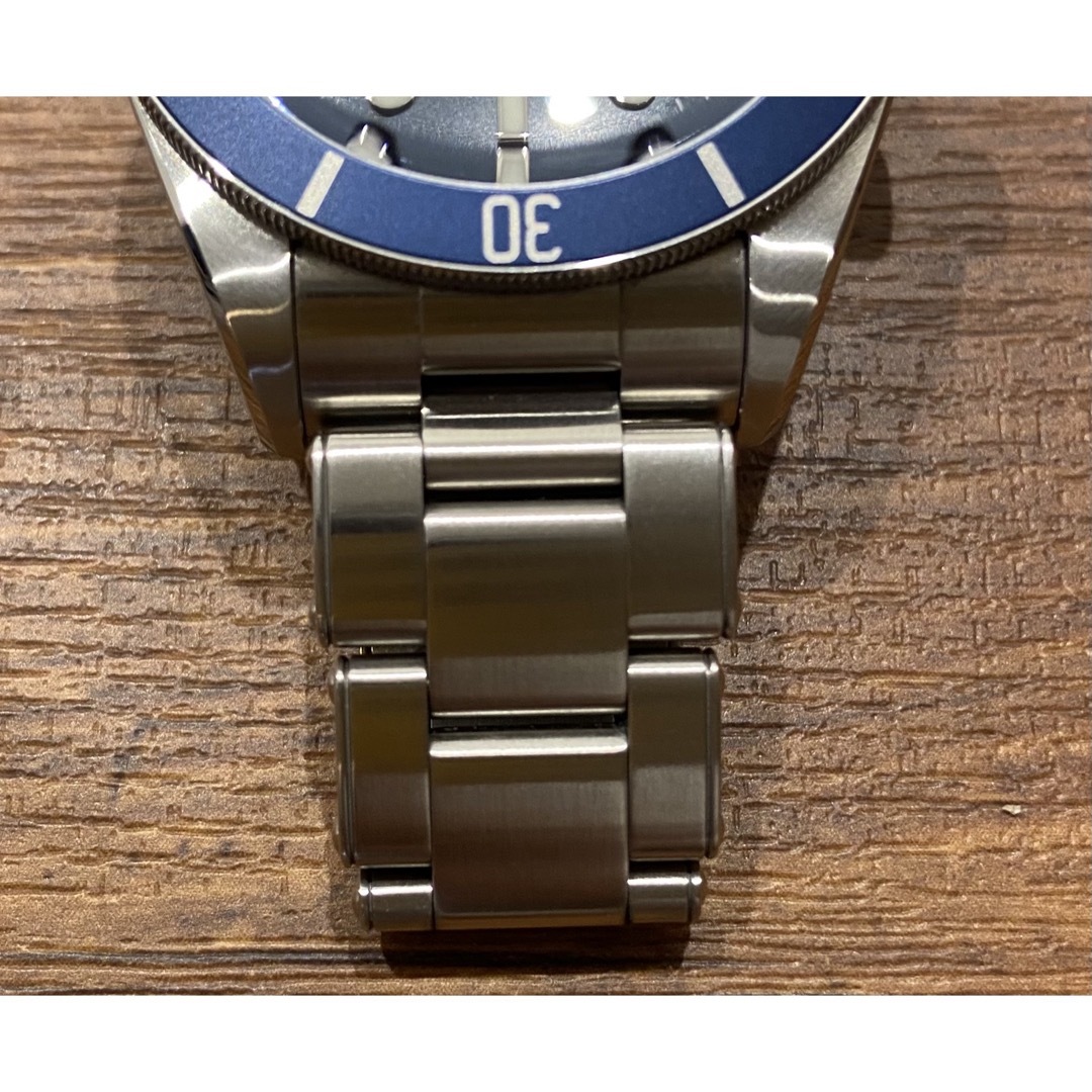 Tudor(チュードル)のTUDOR ブラックベイ　39mmブルー　79030b メンズの時計(腕時計(アナログ))の商品写真