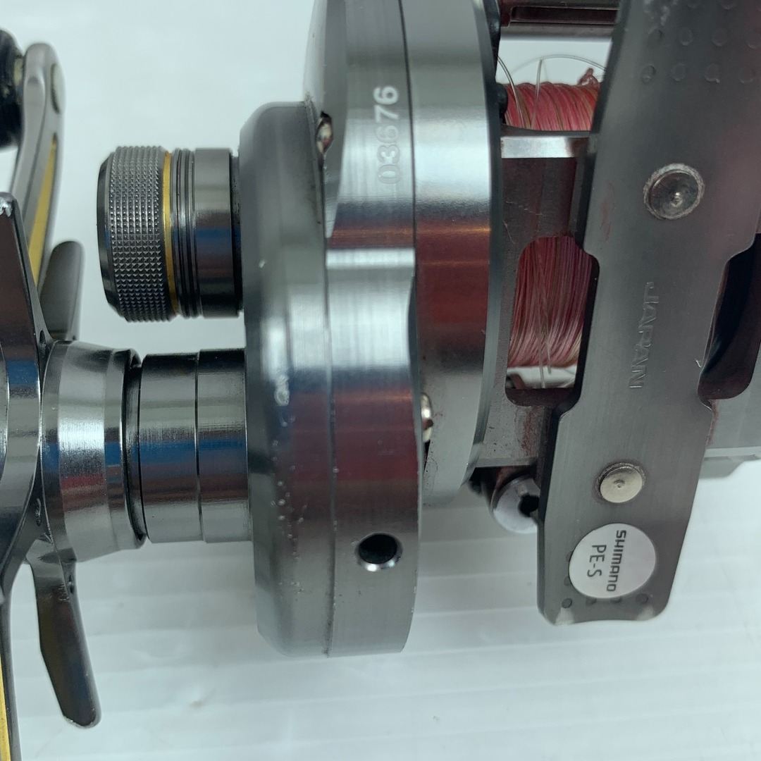 ττSHIMANO シマノ ベイトリール キズ有 17カルカッタコン ττSHIMANO シマノ ベイトリール キズ有 17カルカッタコン