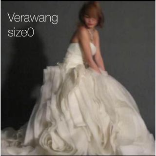 ヴェラウォン(Vera Wang)のウエディングドレス　verawang  ヴェラウォン　梨花　ダイアナ(ウェディングドレス)