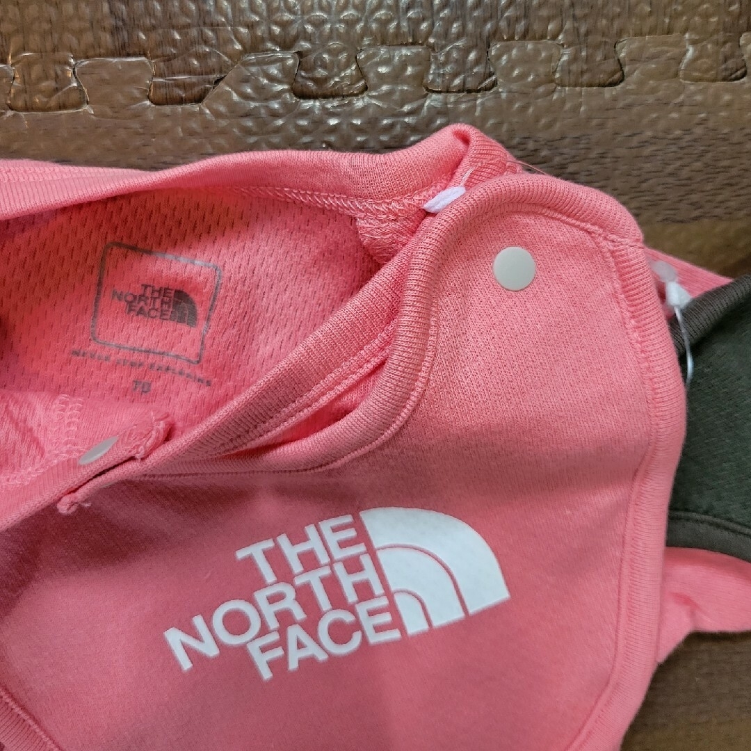 THE NORTH FACE(ザノースフェイス)のザ・ノース・フェイス キッズ/ベビー/マタニティのベビー服(~85cm)(ロンパース)の商品写真