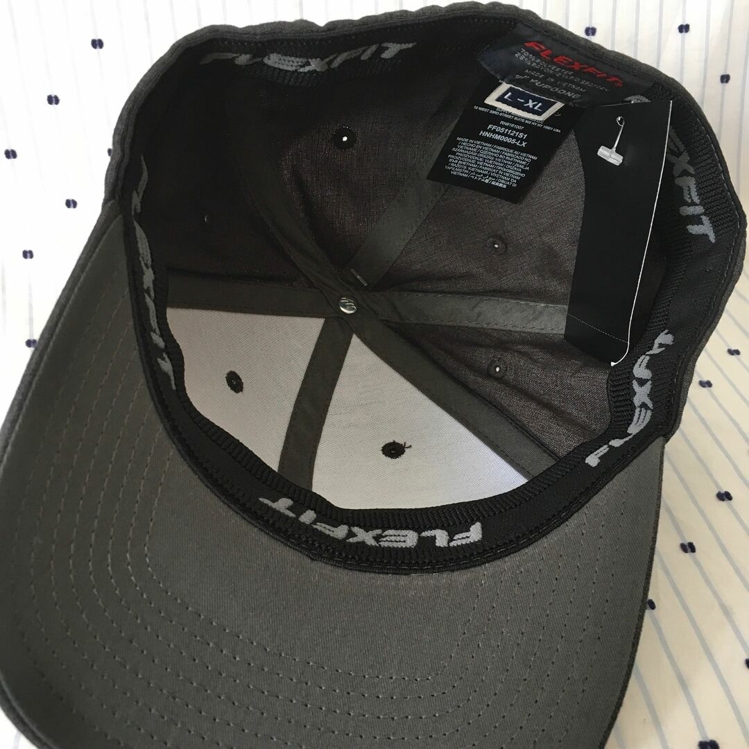 Hurley(ハーレー)のＨＵＲＬＥＹハーレーUS限定ロゴアイコン刺繍フレックスフィットキャップ帽子１点物 メンズの帽子(キャップ)の商品写真