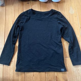 ユニクロ(UNIQLO)のUNIQLO ヒートテック　120センチ　黒　子供　インナー(Tシャツ/カットソー)