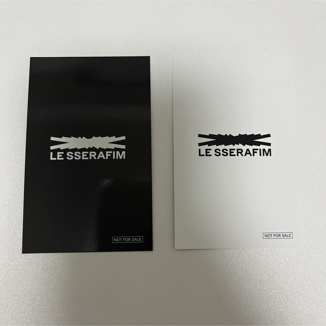 LE SSERAFIM(ルセラフィム)のLE SSERAFIM weverse  ユニバ　ラキドロ　トレカ　サクラ エンタメ/ホビーのCD(K-POP/アジア)の商品写真