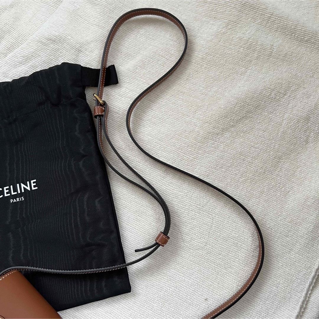 celine(セリーヌ)のCELINE ミニブザス レディースのバッグ(ショルダーバッグ)の商品写真