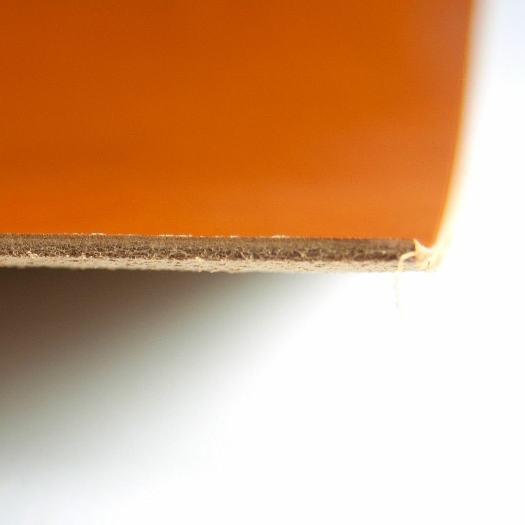 栃木レザー(トチギレザー)の栃木レザー キャメル A4サイズ(約21×29.7cm)1枚 オイルレザー ハンドメイドの素材/材料(生地/糸)の商品写真