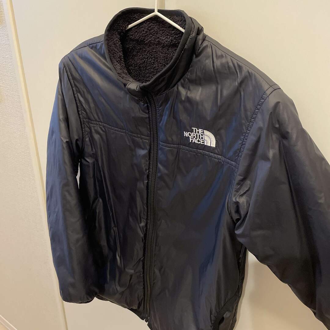 THE NORTH FACE(ザノースフェイス)の【150㎝】美品　ノースフェイス リバーシブルコージージャケット キッズ キッズ/ベビー/マタニティのキッズ服女の子用(90cm~)(ジャケット/上着)の商品写真