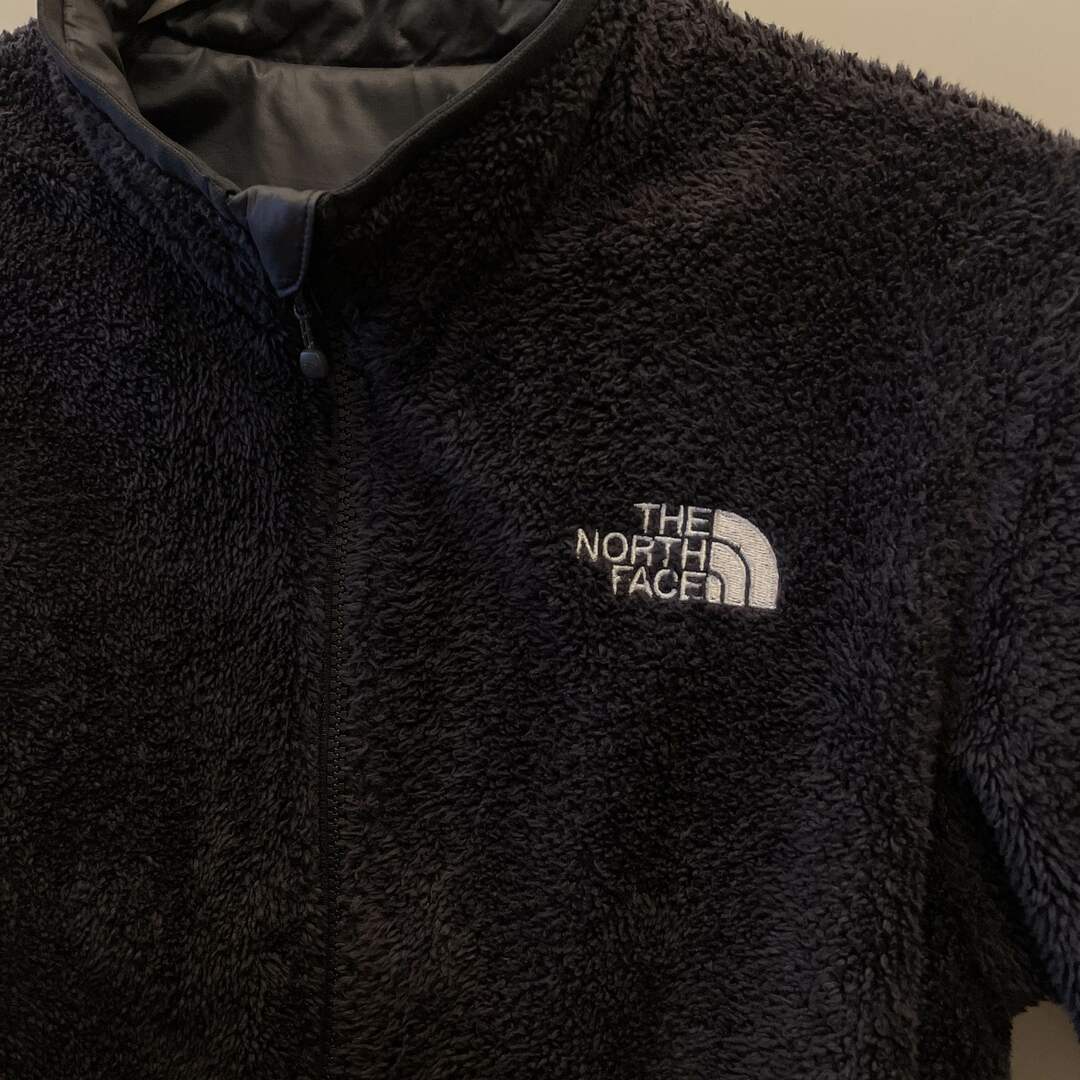 THE NORTH FACE(ザノースフェイス)の【150㎝】美品　ノースフェイス リバーシブルコージージャケット キッズ キッズ/ベビー/マタニティのキッズ服女の子用(90cm~)(ジャケット/上着)の商品写真