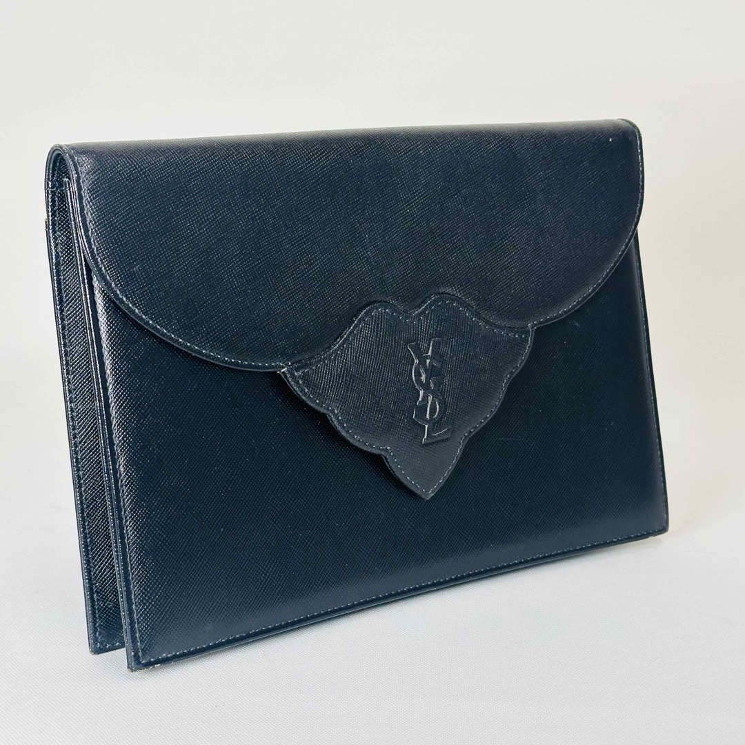 Yves Saint Laurent(イヴサンローラン)の極希少品✨　イヴサンローラン クラッチバッグ YSLサフィアーノ　レザー レディースのバッグ(クラッチバッグ)の商品写真