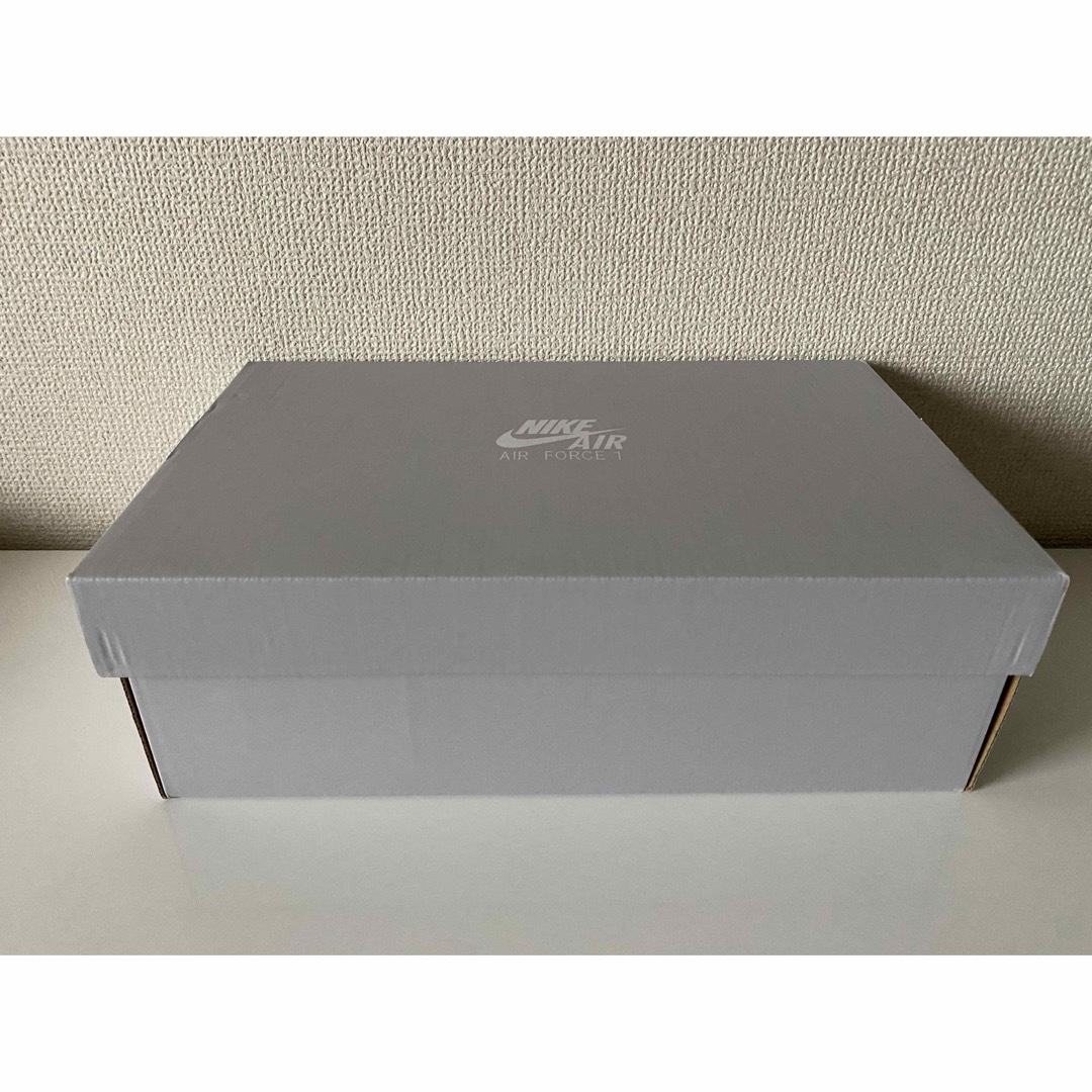 NIKE(ナイキ)のナイキ ウィメンズ エアフォース1 セイル/オキシジェン パープル　27cm レディースの靴/シューズ(スニーカー)の商品写真