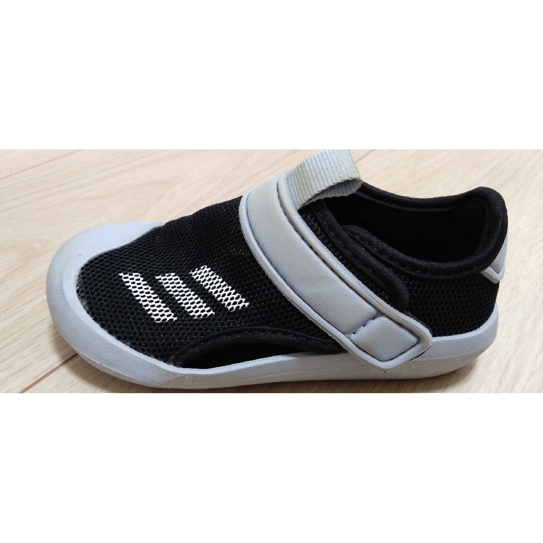 adidas(アディダス)のアディダス　サマーシューズ 15㎝ キッズ/ベビー/マタニティのキッズ靴/シューズ(15cm~)(サンダル)の商品写真