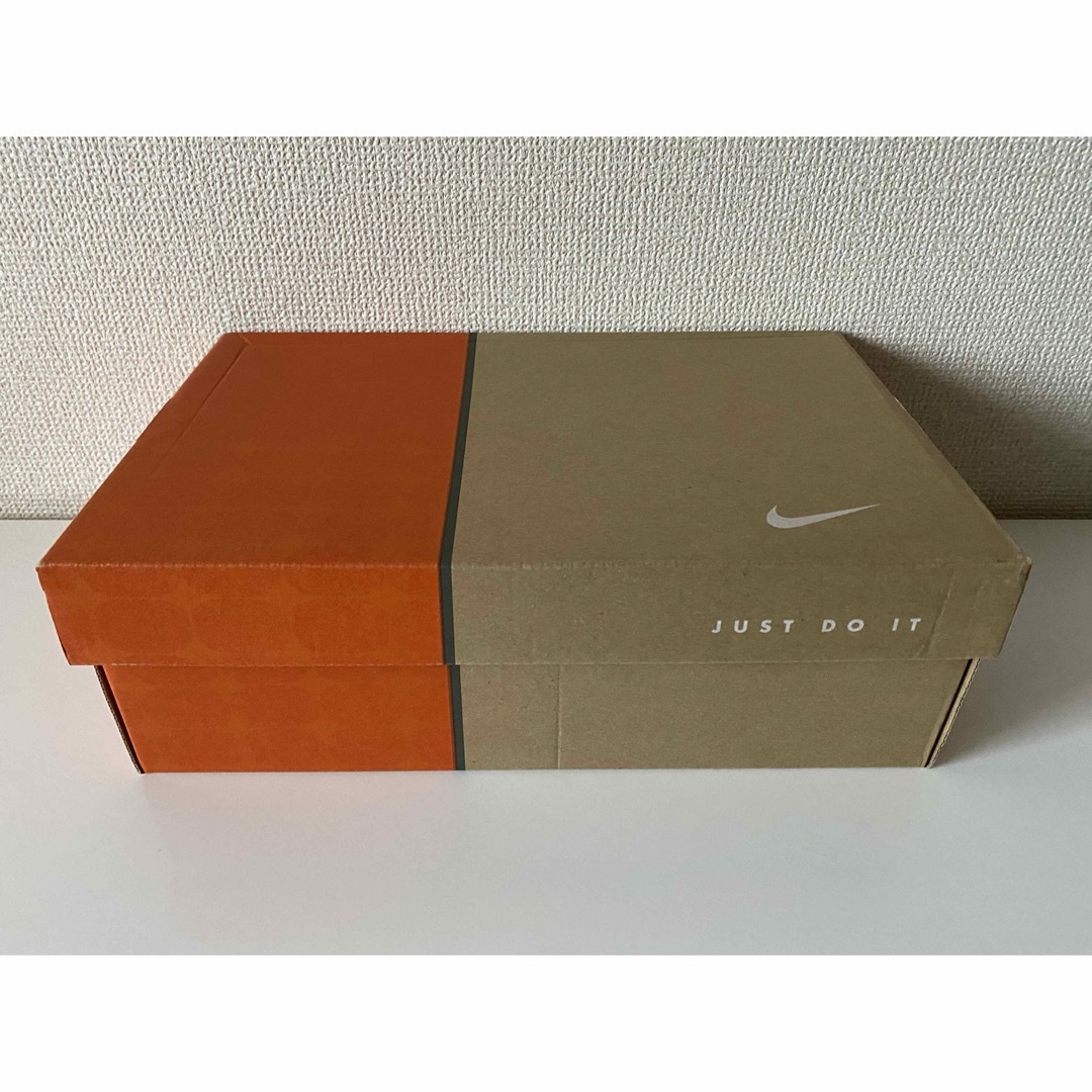 NIKE(ナイキ)のナイキ エアフォース1 ロー カラー オブ ザ マンス グリーン 24cm メンズの靴/シューズ(スニーカー)の商品写真
