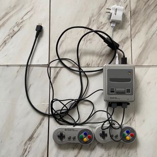 スーパーファミコン(スーパーファミコン)の任天堂 ニンテンドー クラシックミニ グレー ミニスーパーファミコン ゲーム(家庭用ゲーム機本体)