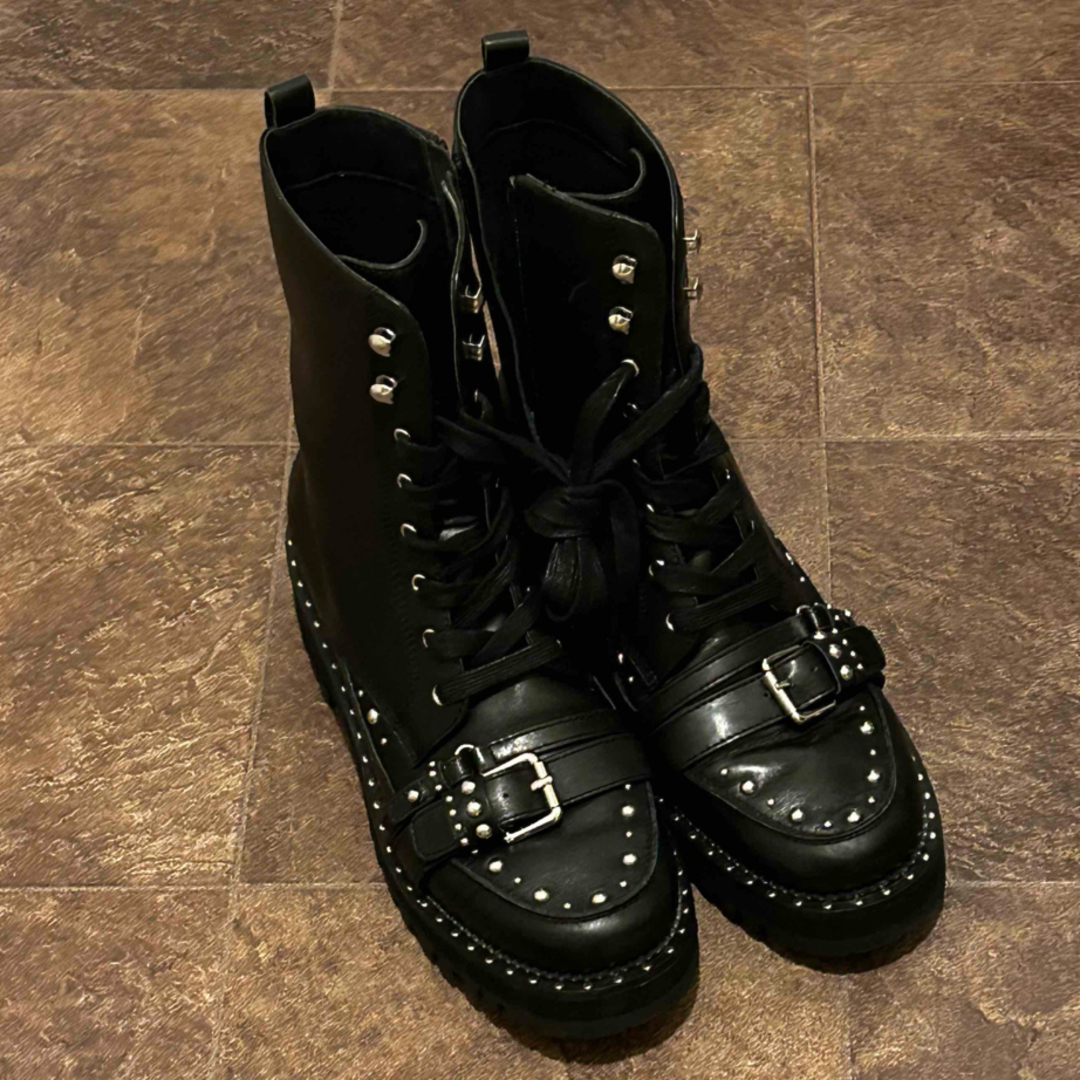 Dr.Martens(ドクターマーチン)の貴重【LIU･JO】リュージョー極美品黒ミドルブーツ ブラック 厚底 スタッズ レディースの靴/シューズ(ブーツ)の商品写真