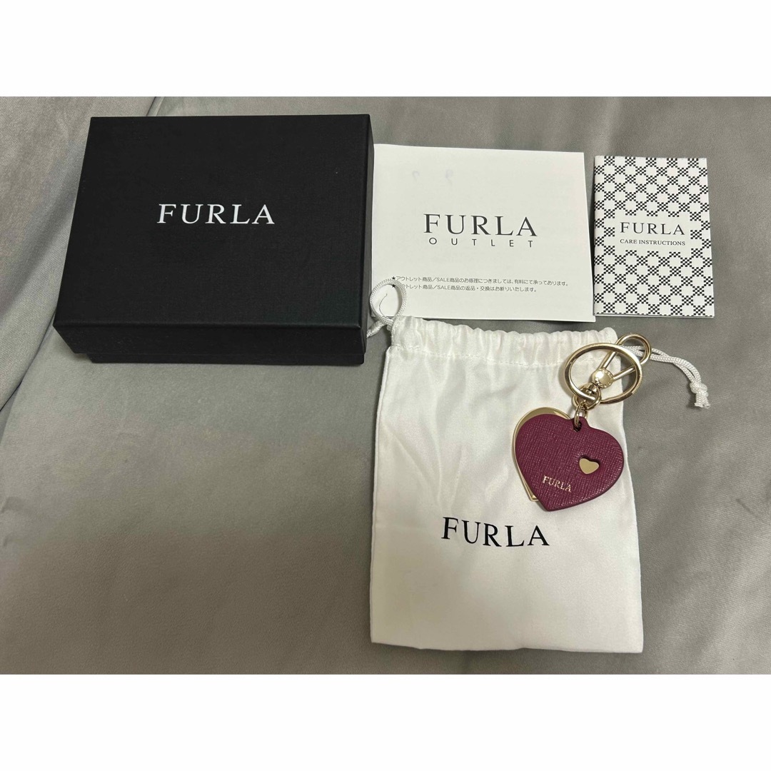 Furla(フルラ)の【新品・未使用】FURLA キーホルダー　ハートレザー　ピンク レディースのファッション小物(キーホルダー)の商品写真