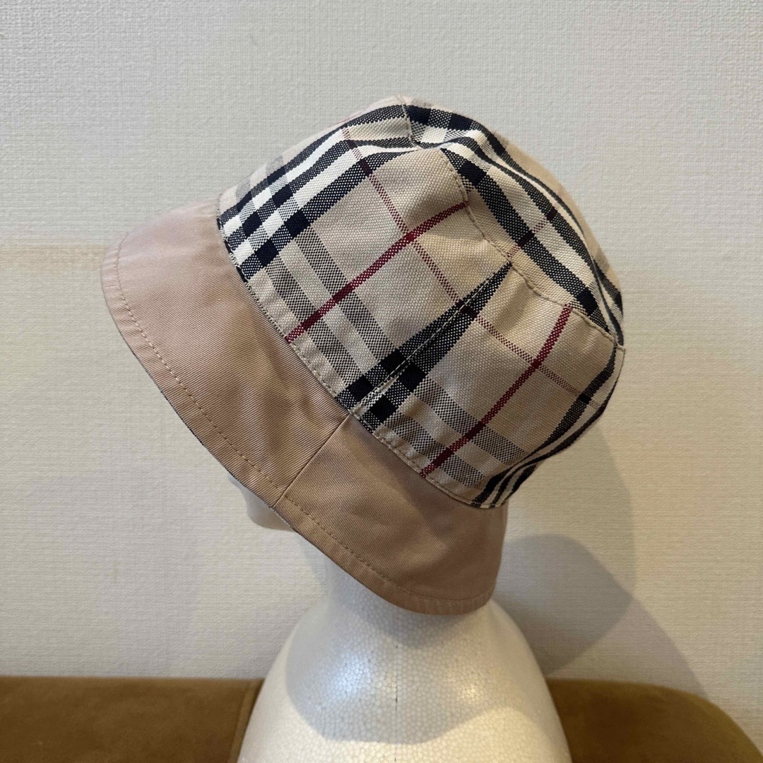 BURBERRY(バーバリー)のバーバリーBurberry リバーシブルハットチェック レディースの帽子(ハット)の商品写真