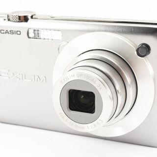 カシオ(CASIO)の✨美品✨CASIO EXILM EX-S10 シルバー　コンパクトデジタルカメラ(コンパクトデジタルカメラ)