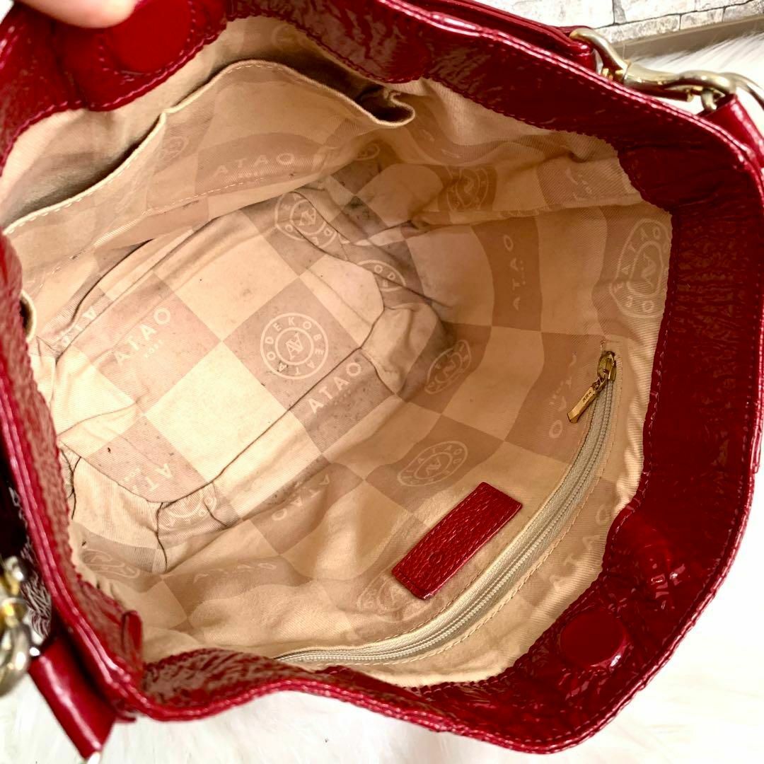 ATAO(アタオ)のATAO アタオ 三角ロゴワンショルダーバッグ ハンドバック トートバック 赤 レディースのバッグ(ハンドバッグ)の商品写真