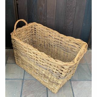 イギリス アンティーク 大型 バスケット 両 サイド ハンドル ラタン 籐 美品 イギリス アンティーク 大型 バスケット 両 サイド ハンドル