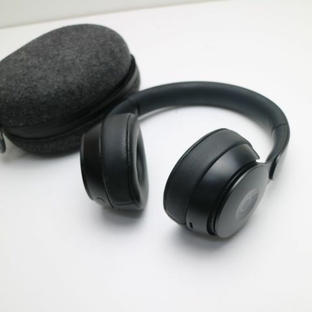 Beats by Dr Dre(ビーツバイドクタードレ)のBeats Solo Pro MRJ62FE/A ブラック M777 スマホ/家電/カメラのオーディオ機器(ヘッドフォン/イヤフォン)の商品写真