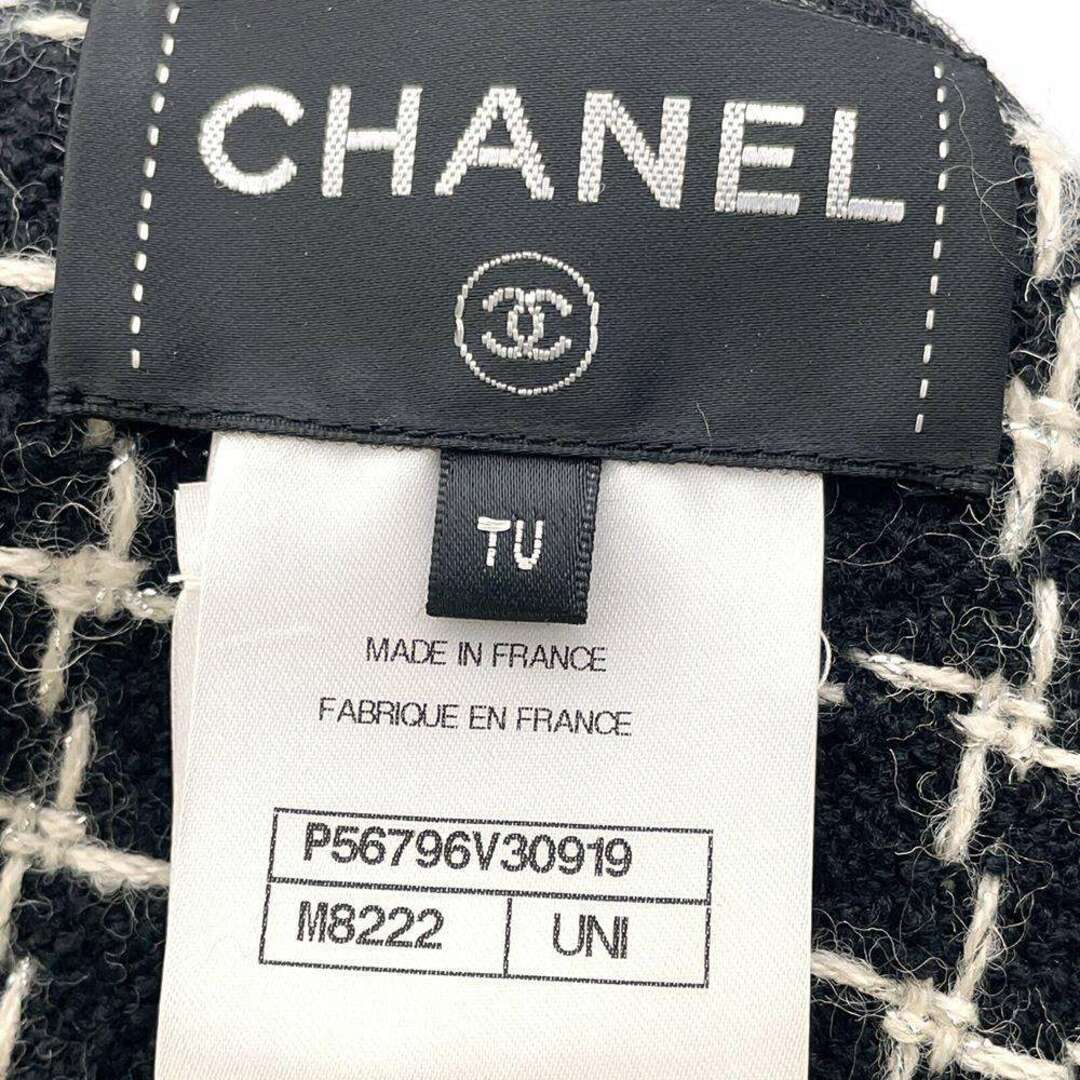 CHANEL(シャネル)のシャネル マフラー ココマーク ラインストーン ツイード ロング ウール P56796 CHANEL ストール 黒 白 レディースのファッション小物(マフラー/ショール)の商品写真