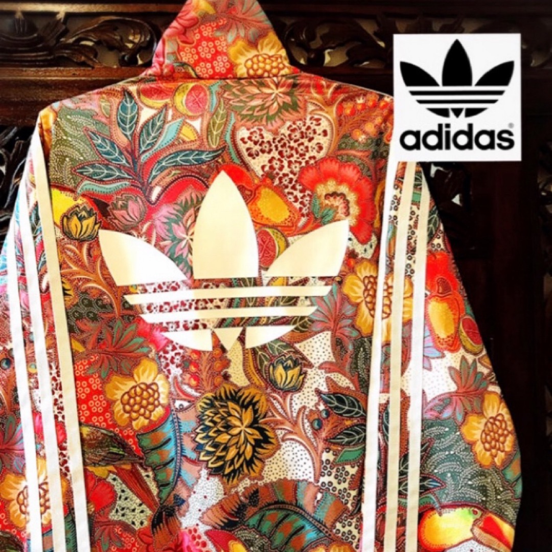 adidas(アディダス)のアディダス ファーム コラボ 南国 花柄 ジャージ ジャケット パーカー TTP レディースのジャケット/アウター(ブルゾン)の商品写真