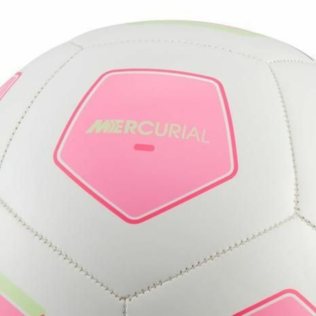 新品　ナイキ　サッカーボール　５号球 スポーツ/アウトドアのサッカー/フットサル(ボール)の商品写真